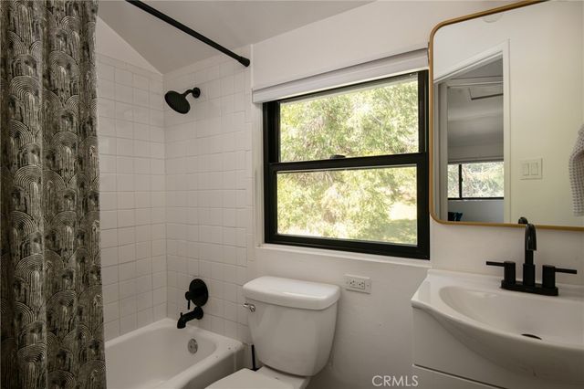 28989 Palisades, Lake Arrowhead, CA 92352