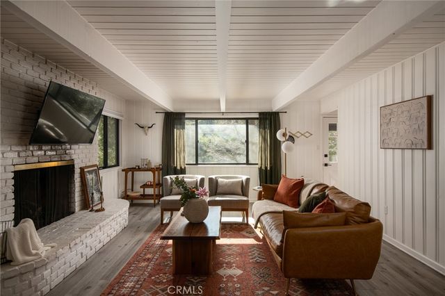 28989 Palisades, Lake Arrowhead, CA 92352