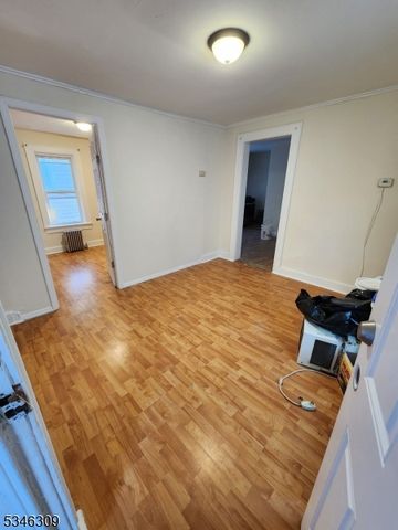 527 Valley St, City Of Orange Twp., NJ 07050