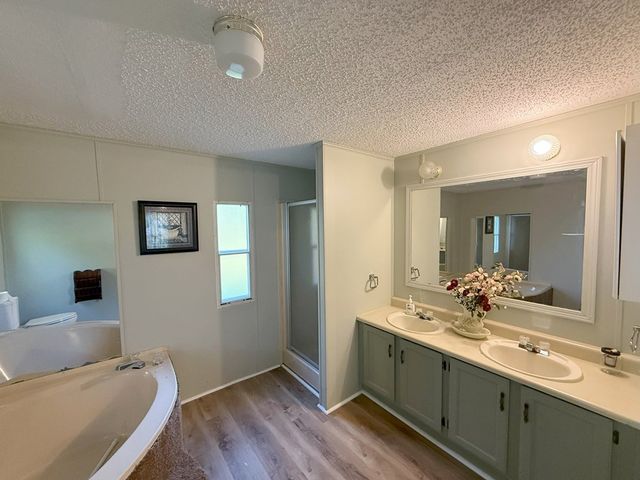 212 Man Hall Rd, Dothan, AL 36305