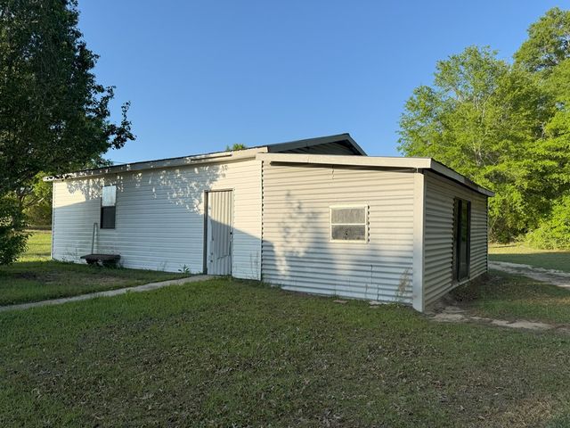 212 Man Hall Rd, Dothan, AL 36305