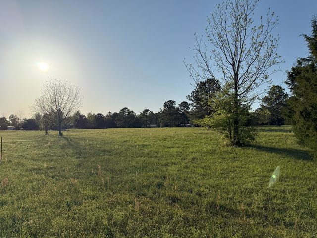 212 Man Hall Rd, Dothan, AL 36305