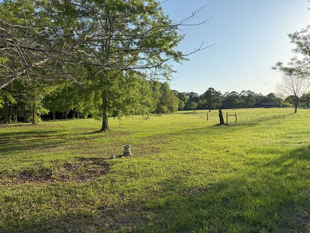 212 Man Hall Rd, Dothan, AL 36305