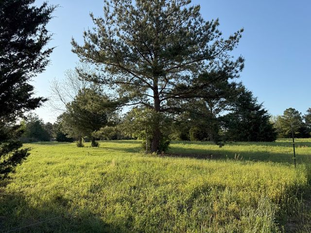 212 Man Hall Rd, Dothan, AL 36305