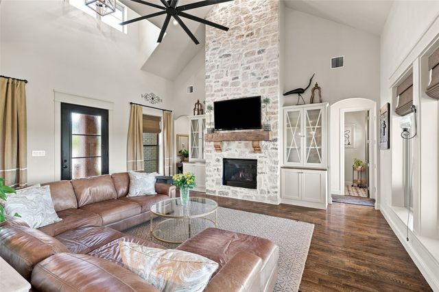 1245 Crown Valley Drive, Weatherford, TX 76087