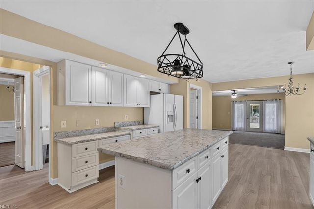 1705 Pilgrims MEWS, Virginia Beach, VA 23455
