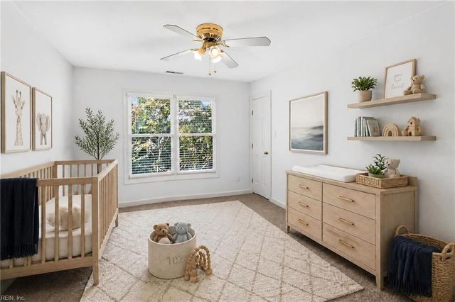 1705 Pilgrims MEWS, Virginia Beach, VA 23455