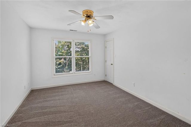 1705 Pilgrims MEWS, Virginia Beach, VA 23455
