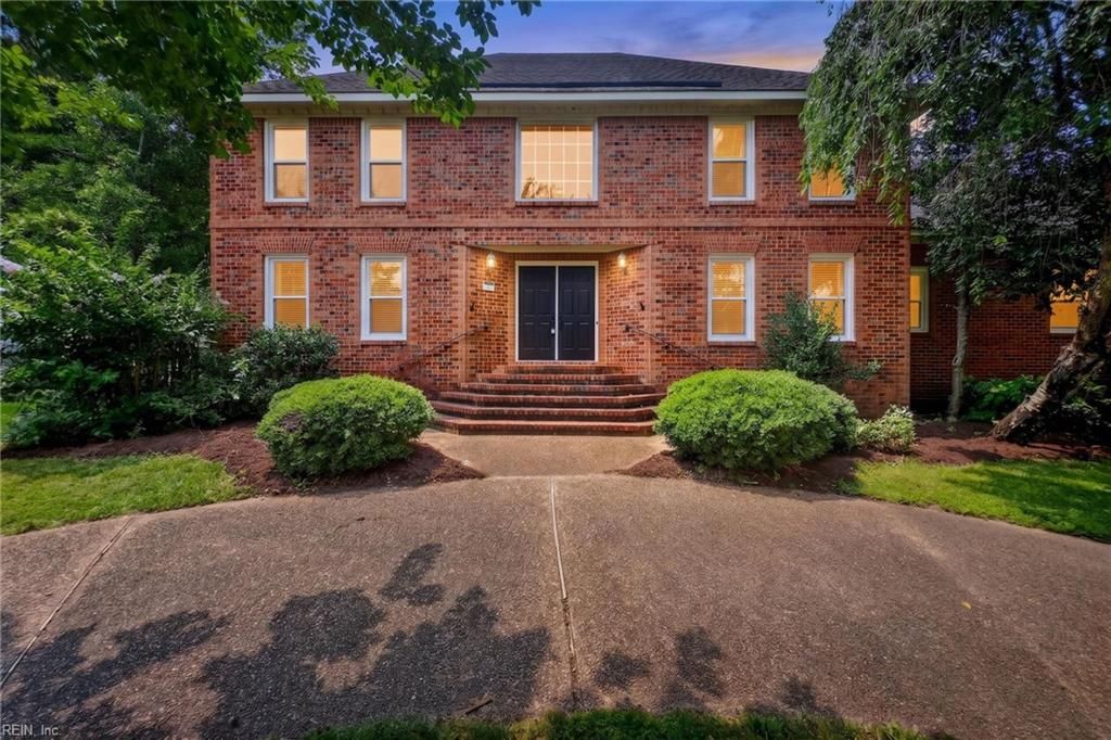 1705 Pilgrims MEWS, Virginia Beach, VA 23455
