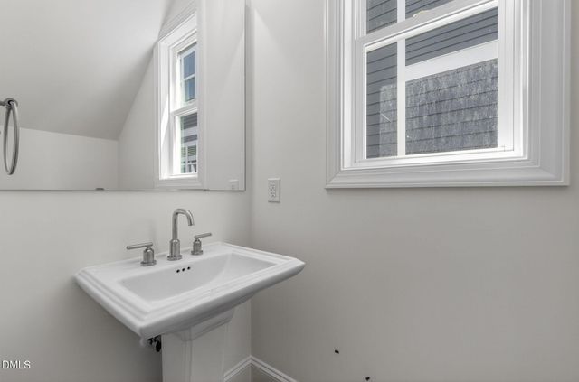 516 Heather Drive, Raleigh, NC 27606