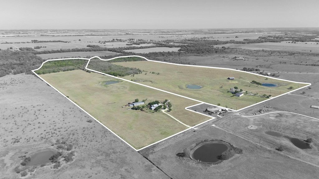 20145 Janak RD, Coupland, TX 78615