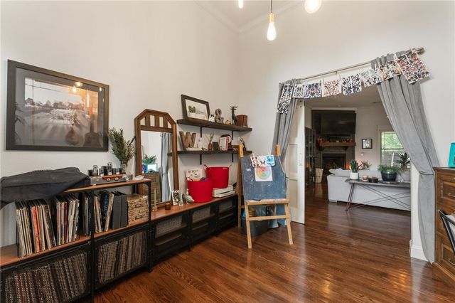 1706 NE Chaucer Street, Bentonville, AR 72712