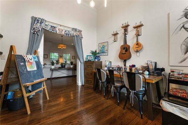 1706 NE Chaucer Street, Bentonville, AR 72712