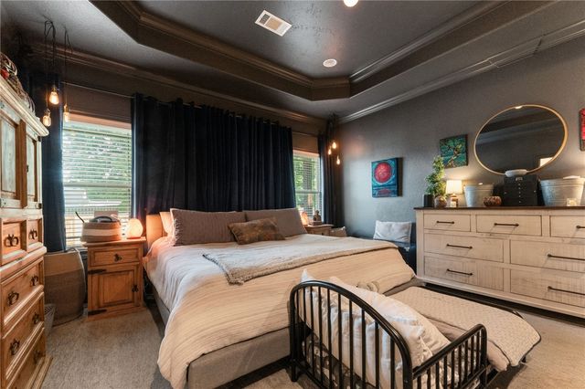 1706 NE Chaucer Street, Bentonville, AR 72712