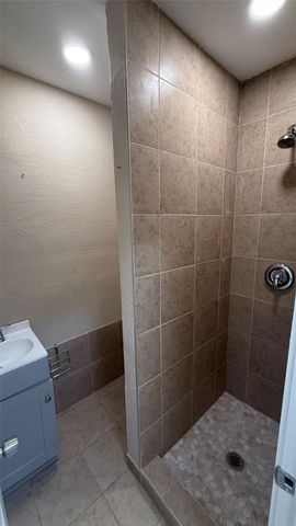 10425 Chambers Street, Houston, TX 77034