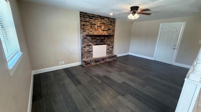 10425 Chambers Street, Houston, TX 77034