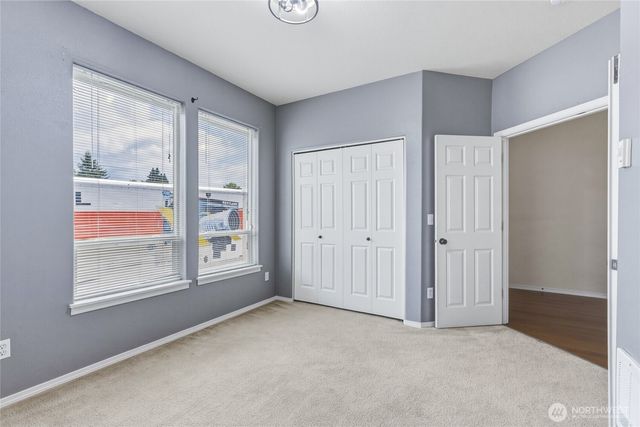 90 Glen Gate Loop, Cathlamet, WA 98612