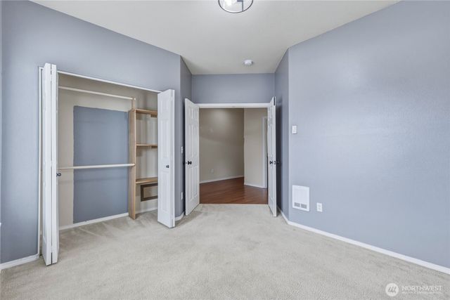 90 Glen Gate Loop, Cathlamet, WA 98612