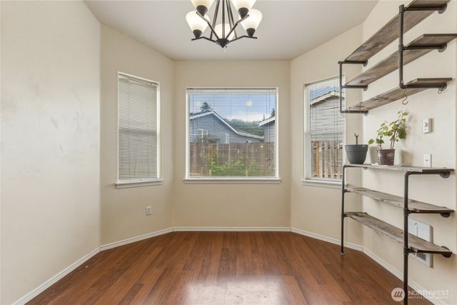 90 Glen Gate Loop, Cathlamet, WA 98612