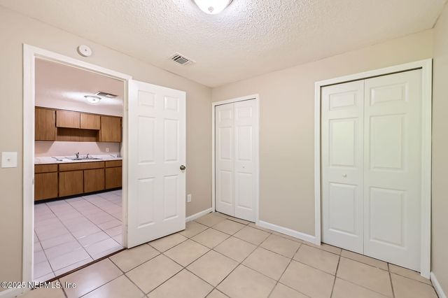 11764 RAVEN Drive W, Jacksonville, FL 32218