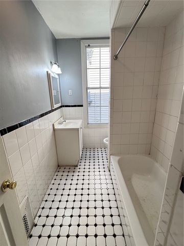 1402 Westminster Street 2R, Providence, RI 02909