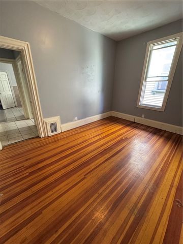 1402 Westminster Street 2R, Providence, RI 02909