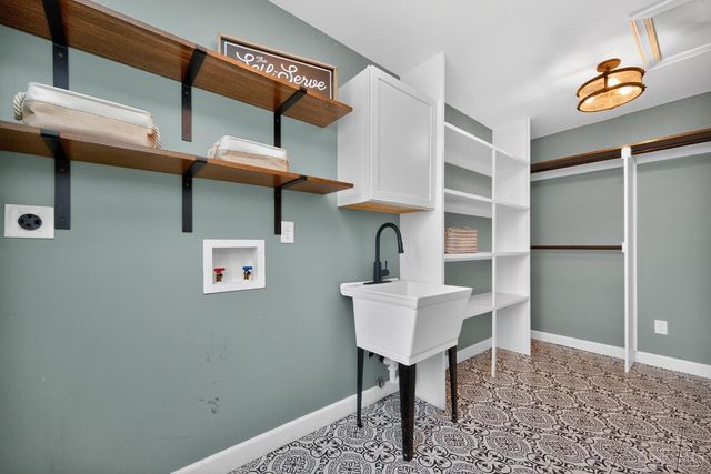 4747 Fawnwood Road, Kettering, OH 45429