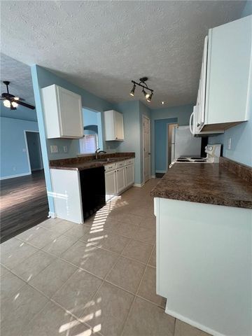 1431 Solomon Drive, Winder, GA 30680