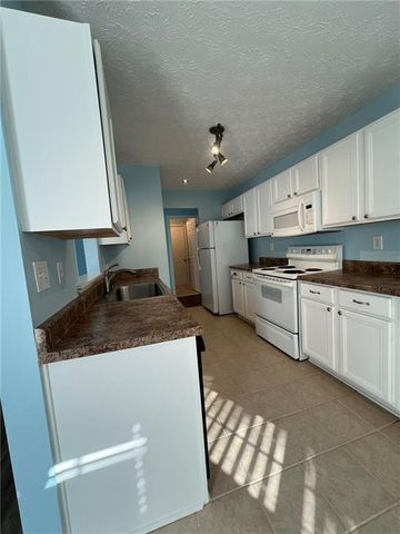 1431 Solomon Drive, Winder, GA 30680