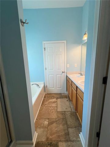 1431 Solomon Drive, Winder, GA 30680