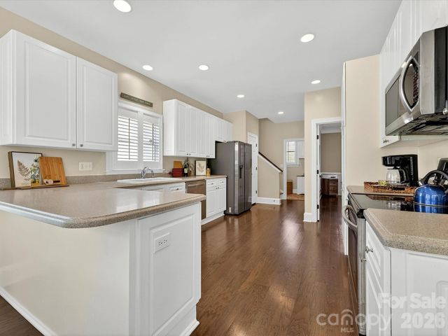 6122 Highview Road, Matthews, NC 28104