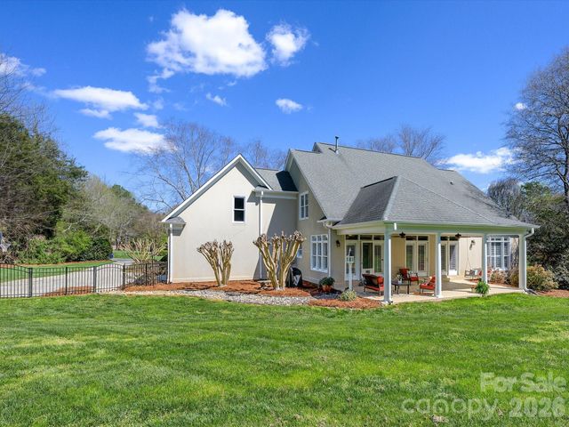 6122 Highview Road, Matthews, NC 28104