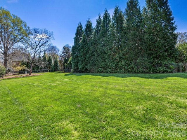 6122 Highview Road, Matthews, NC 28104