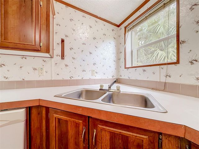 9129 COUNTY ROAD 44, Leesburg, FL 34788