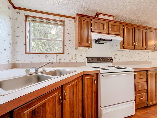 9129 COUNTY ROAD 44, Leesburg, FL 34788