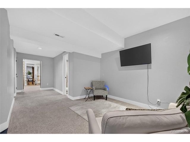 9193 Roadrunner Dr, Highlands Ranch, CO 80129