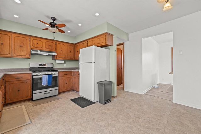 7912 31st AVENUE, Kenosha, WI 53142