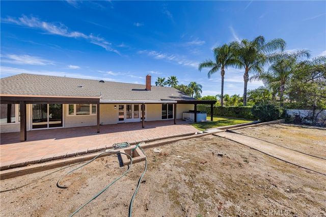 2286 Century, Riverside, CA 92506
