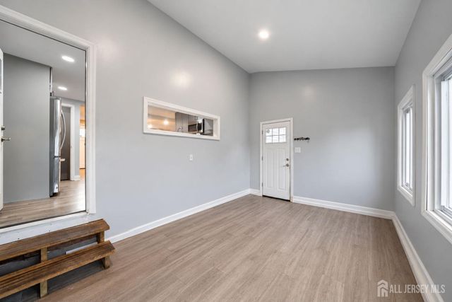 296 Saint James Avenue, Woodbridge Proper, NJ 07095