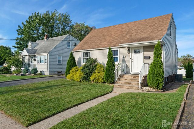 296 Saint James Avenue, Woodbridge Proper, NJ 07095