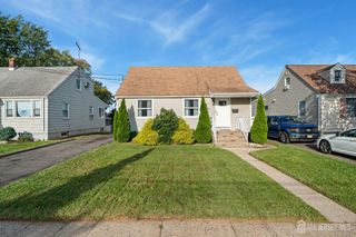 296 Saint James Avenue, Woodbridge Proper, NJ 07095