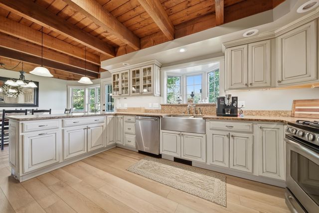 29 Rand Road, Rindge, NH 03461
