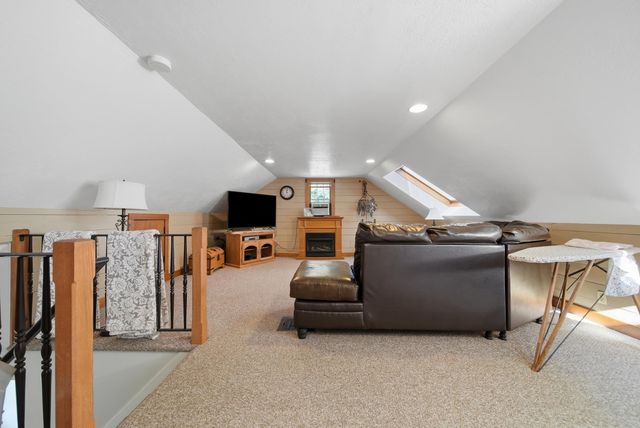 29 Rand Road, Rindge, NH 03461