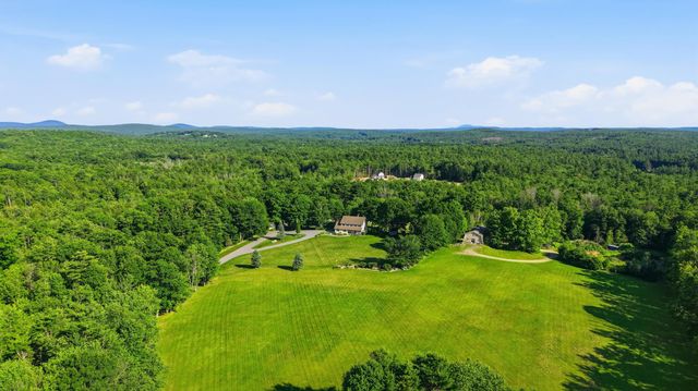 29 Rand Road, Rindge, NH 03461