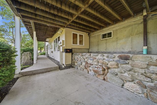 29 Rand Road, Rindge, NH 03461