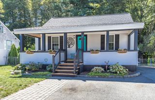 12 Laurel Avenue, Kittery, ME 03904