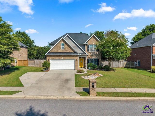246 Black Hawke Lane, Kathleen, GA 31047