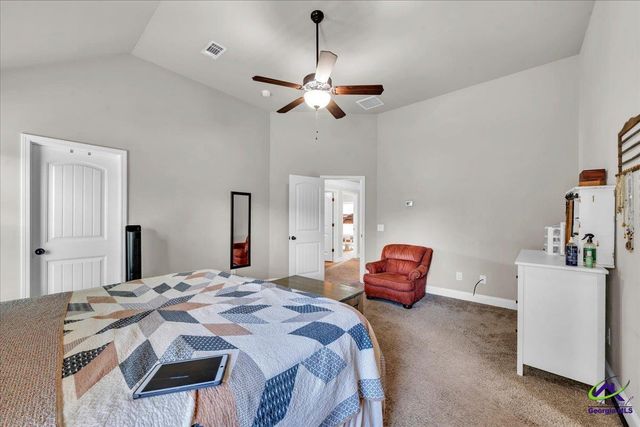 246 Black Hawke Lane, Kathleen, GA 31047