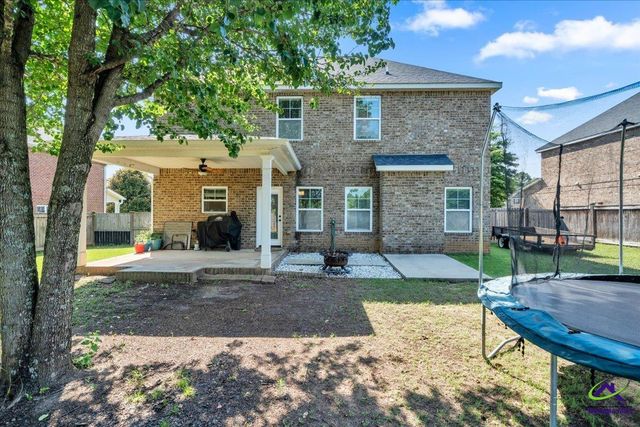246 Black Hawke Lane, Kathleen, GA 31047
