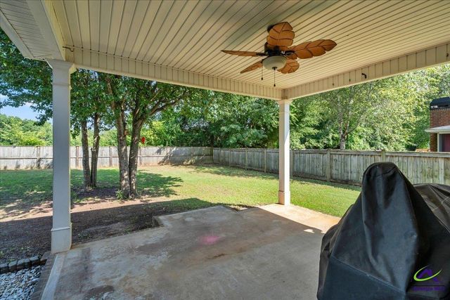 246 Black Hawke Lane, Kathleen, GA 31047